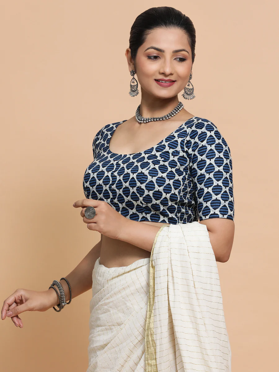 Hita x Rozaana | Elbow Sleeves Cotton Saree Blouse in Indigo Blue Leaf Block Print Fabric - Image 9