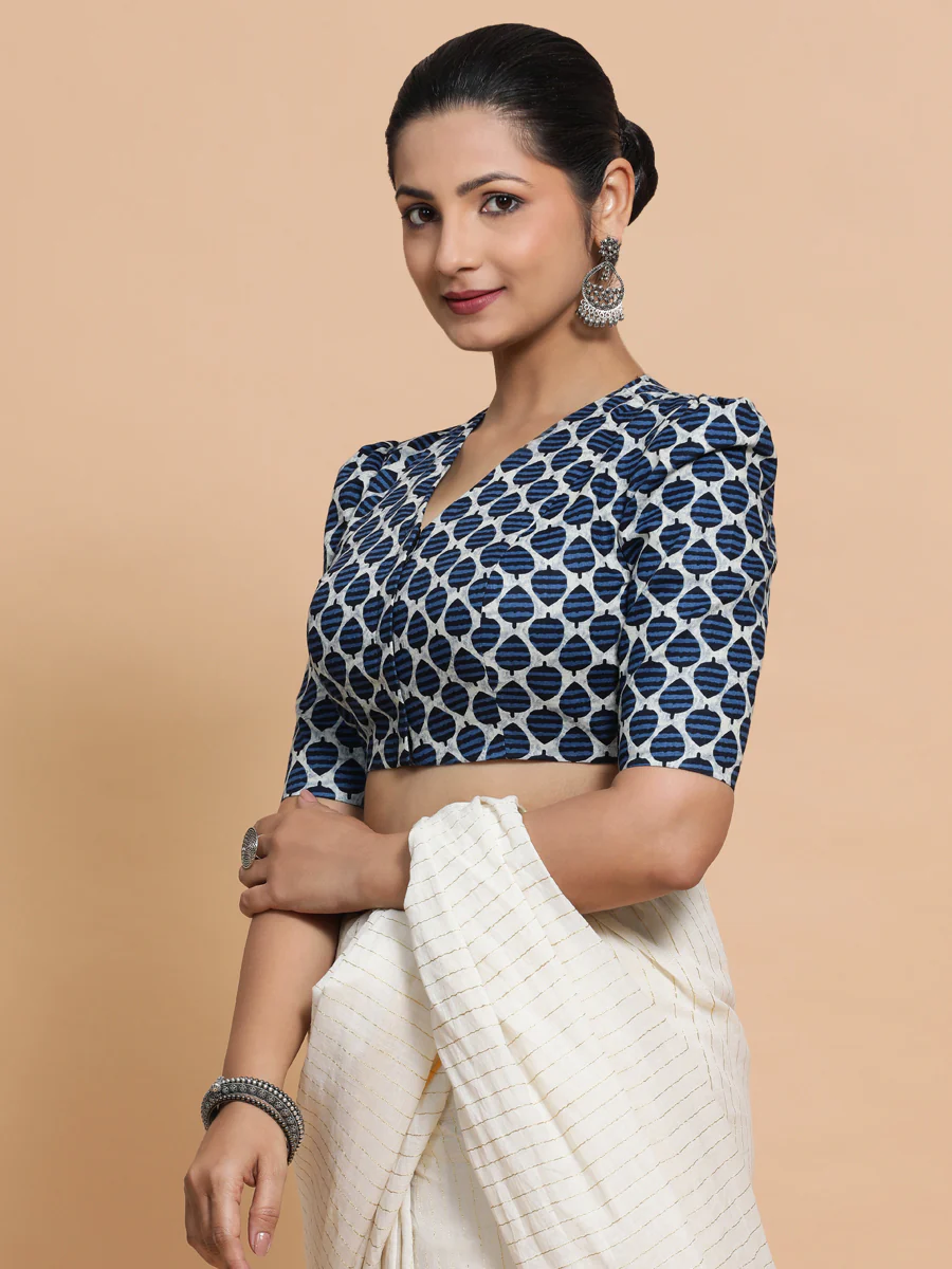 Payal x Rozaana | Elbow Sleeves Cotton Saree Blouse in Indigo Blue Leaf Block Print Fabric - Image 5