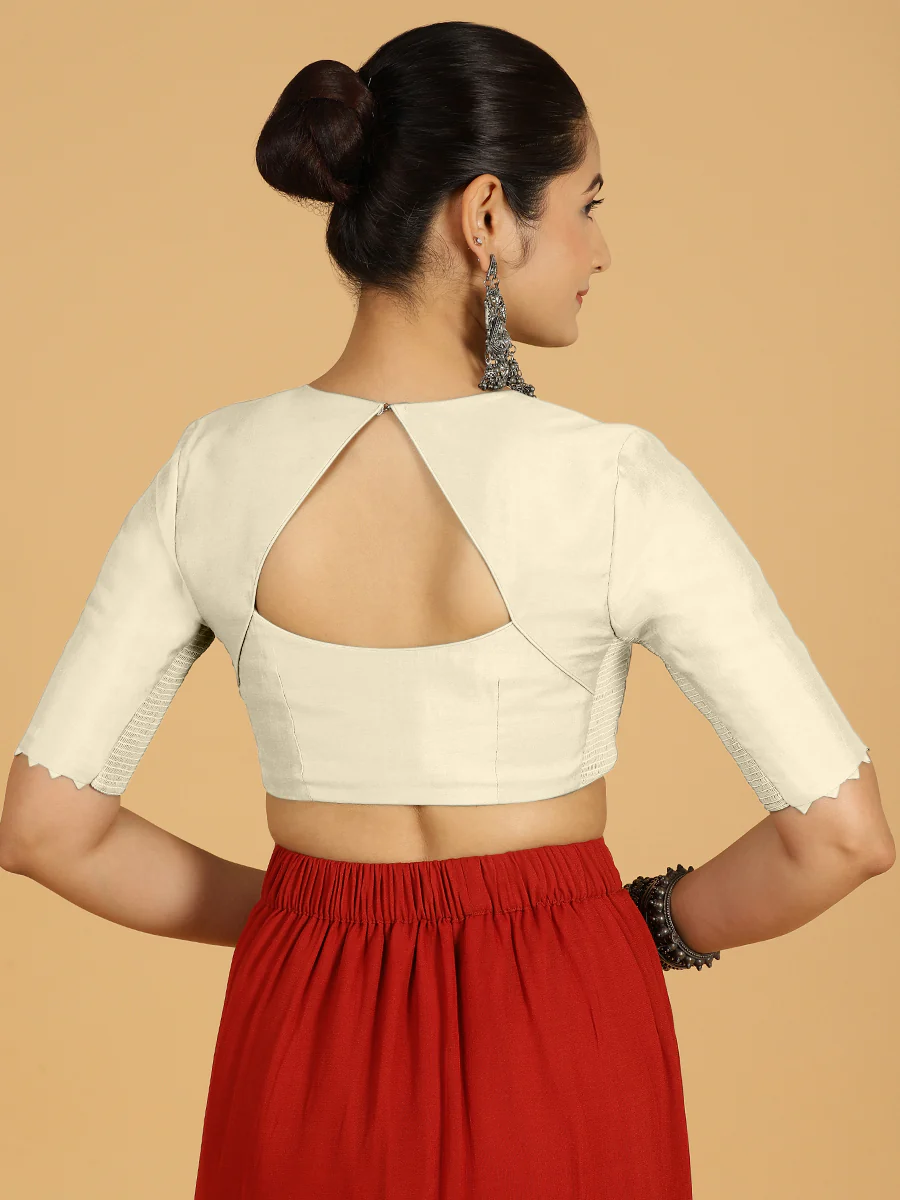 Divya x Rozaana | Elbow Sleeves Saree Blouse in Ivory - Image 2