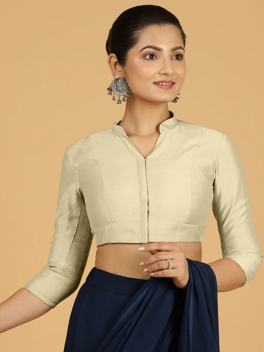 Maya x Rozaana | Three Quarter Sleeves Saree Blouse in Ivory - Image 7