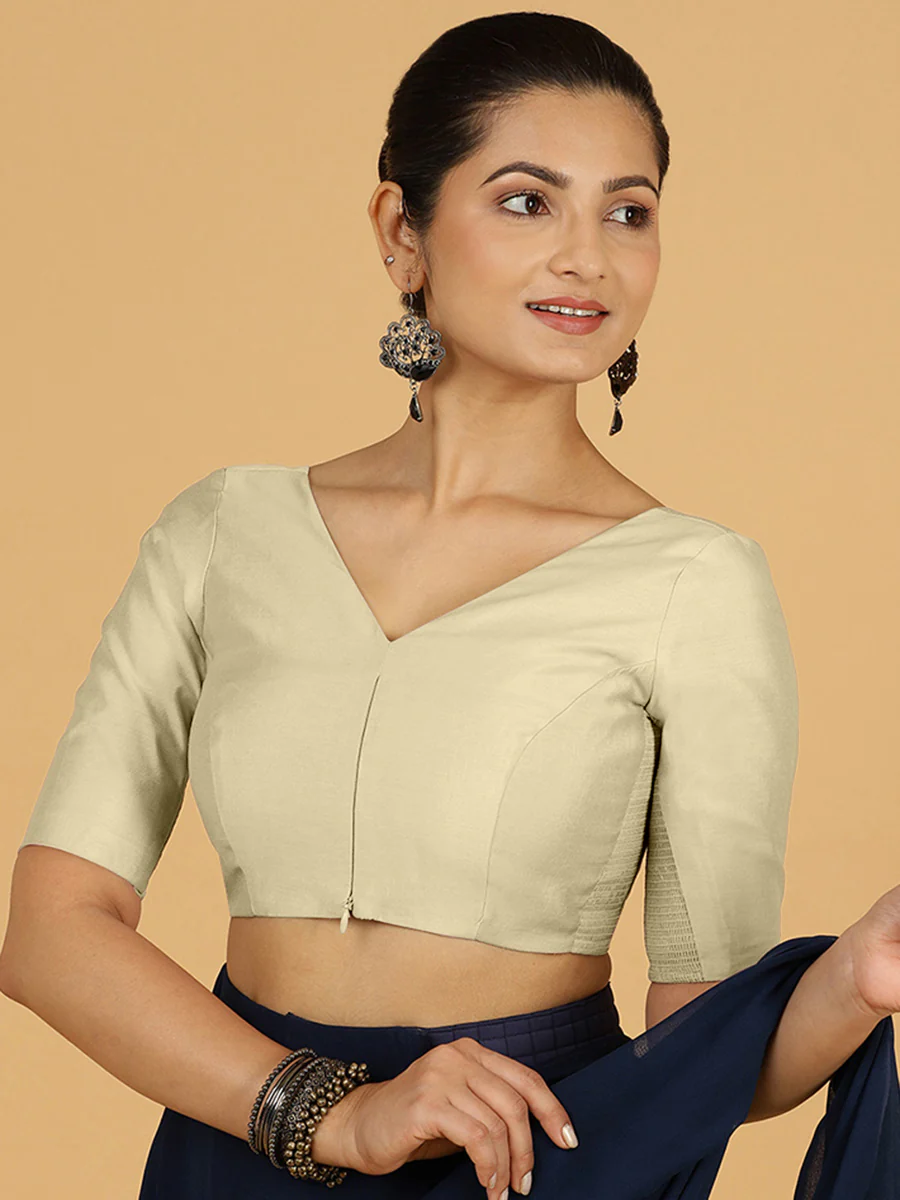 Vedika x Rozaana | Saree Blouse in Ivory - Image 8