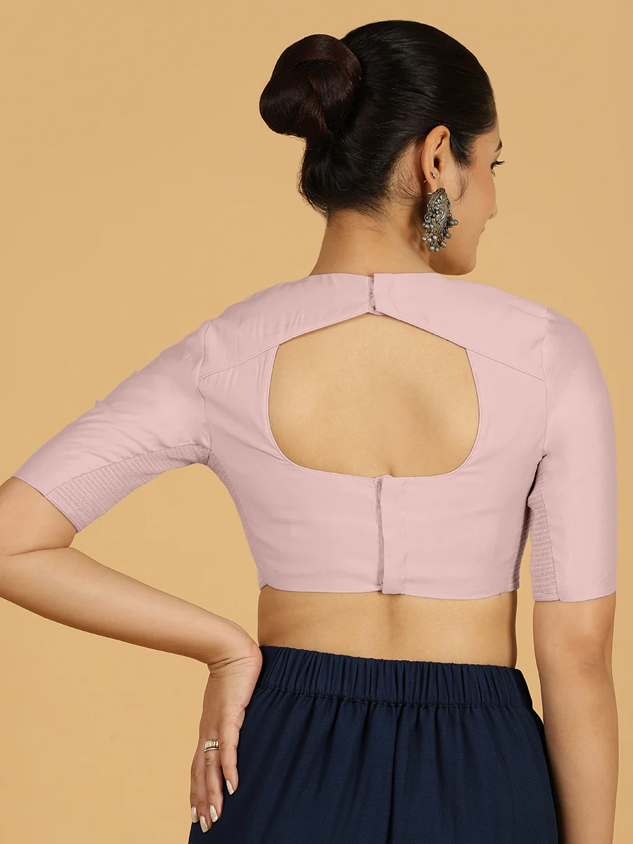 Amisha x Rozaana | Elbow Sleeves Saree Blouse in Lilac - Image 2