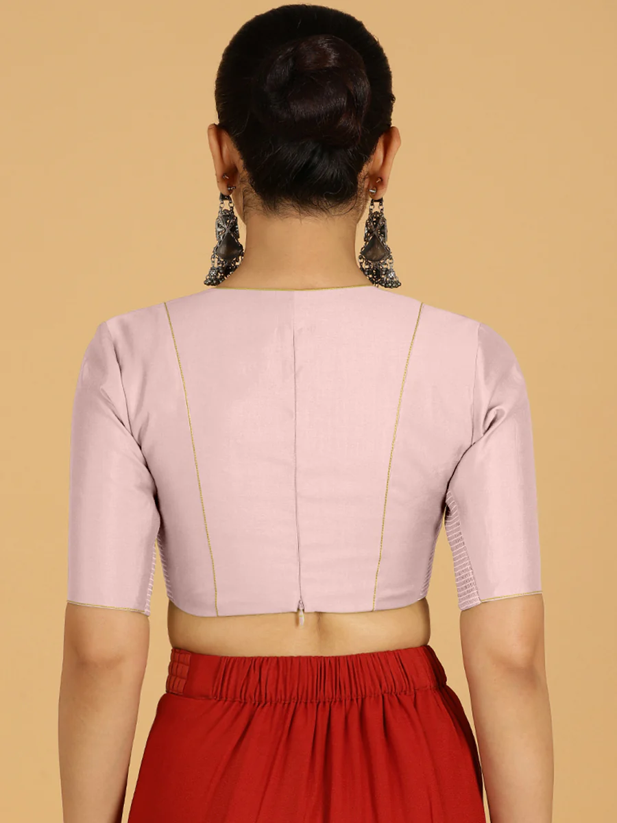 Ghazal x Rozaana | Elbow Sleeves Saree Blouse in Lilac - Image 2