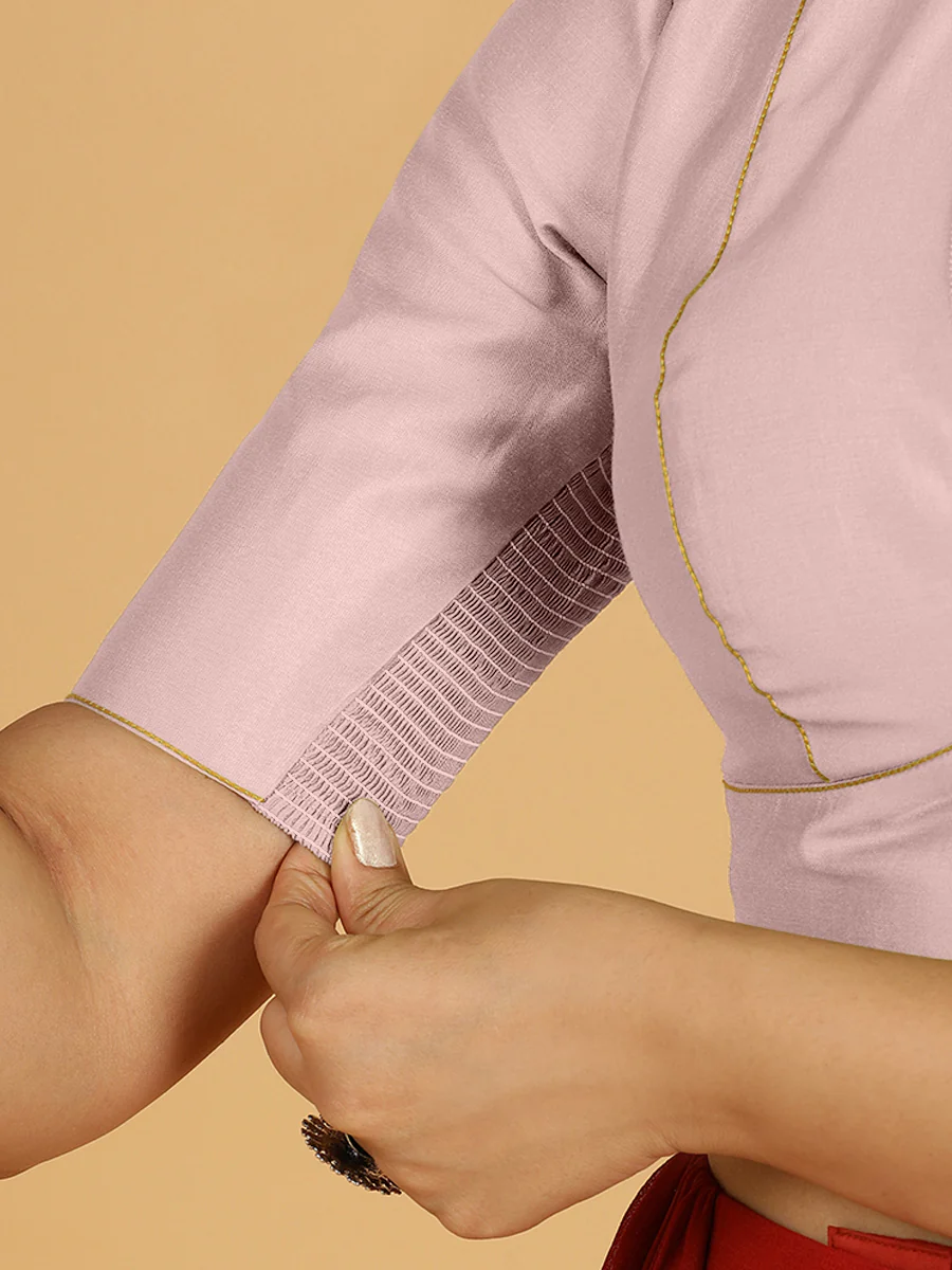 Ghazal x Rozaana | Elbow Sleeves Saree Blouse in Lilac - Image 4