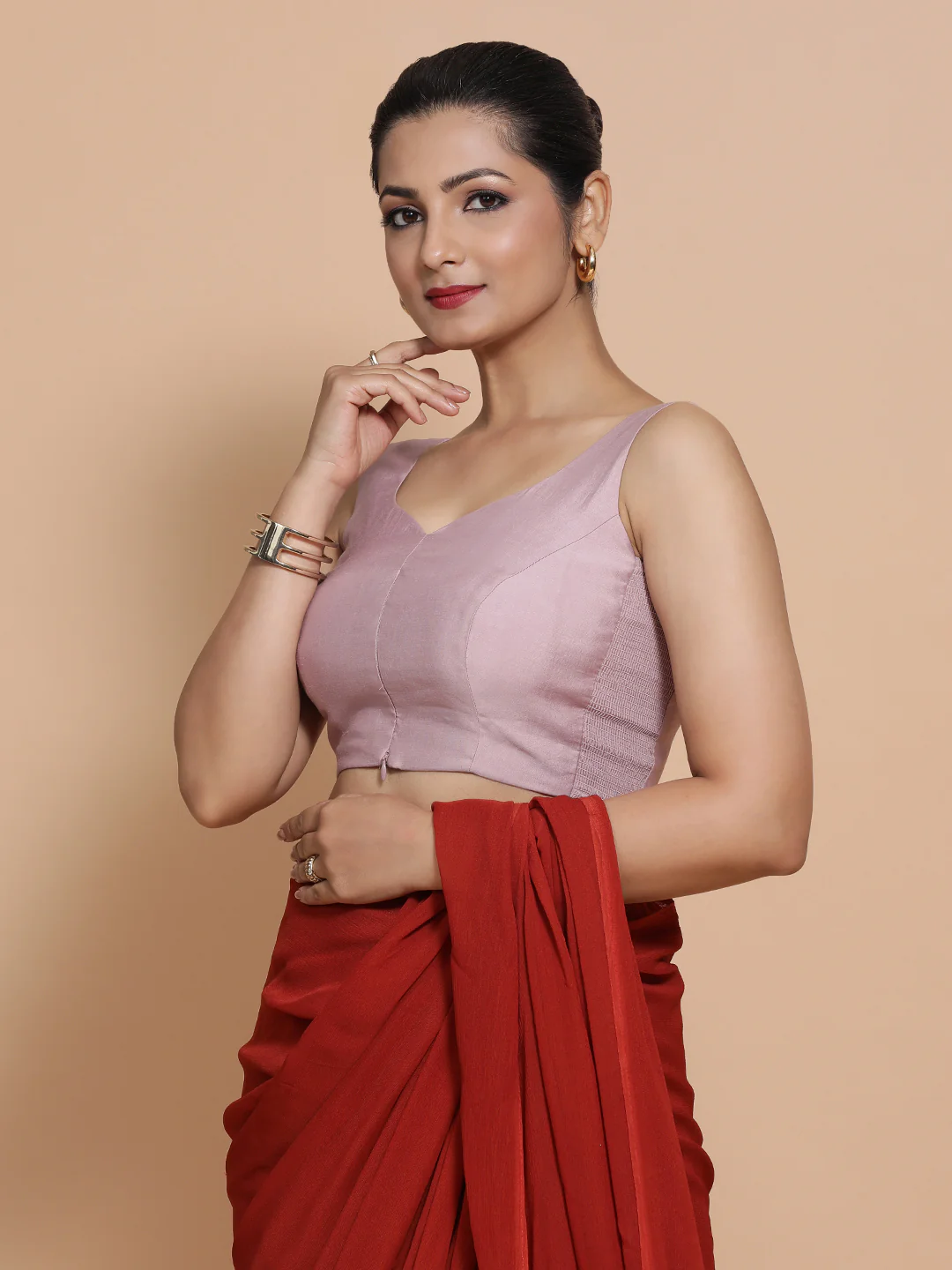 Nitya x Rozaana | Sleeveless Saree Blouse in Lilac - Image 6