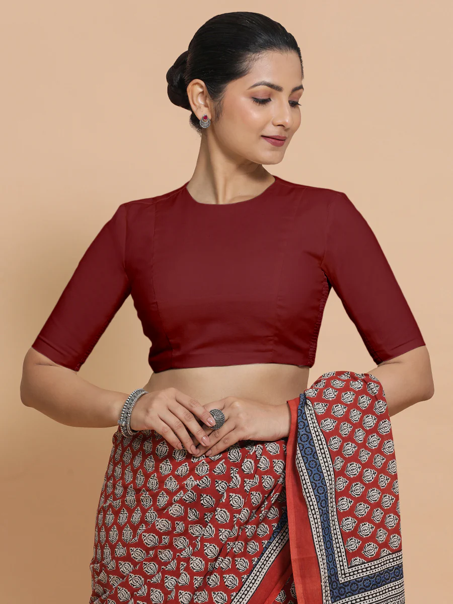 Lara x Rozaana | Jewel Neck Saree Blouse in Cranberry Red Linen - Image 5