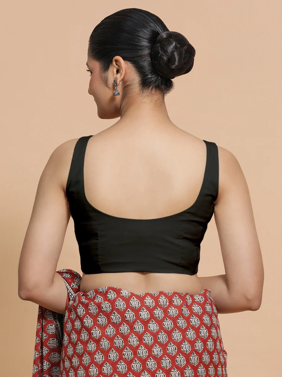 Nisha x Rozaana | Sleeveless Saree Blouse in Ebony Black Linen - Image 2