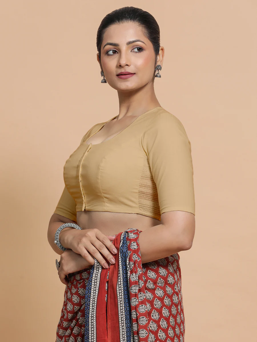 Shifa x Rozaana | Pot Neck Saree Blouse in Ecru Beige Linen - Image 5