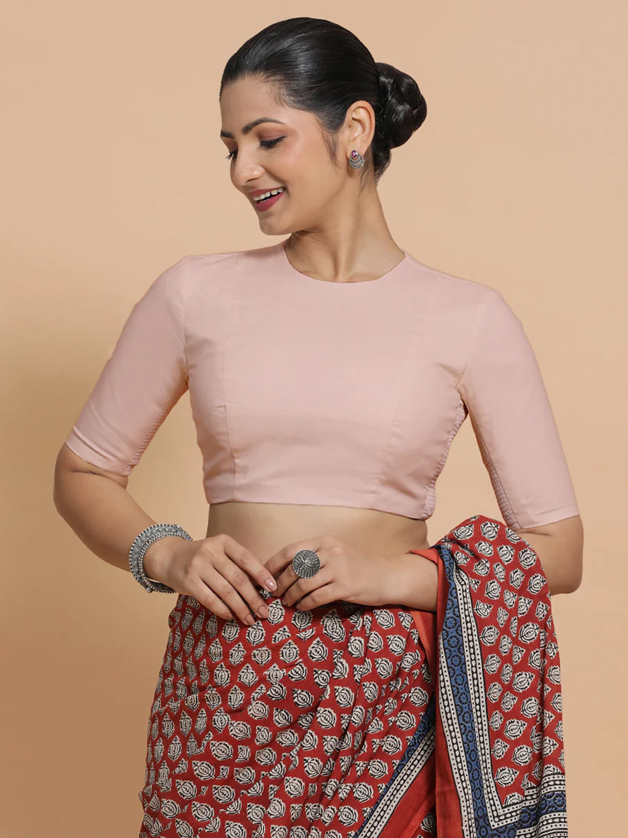 Lara x Rozaana | Jewel Neck Saree Blouse in Misty Pink Linen - Image 8
