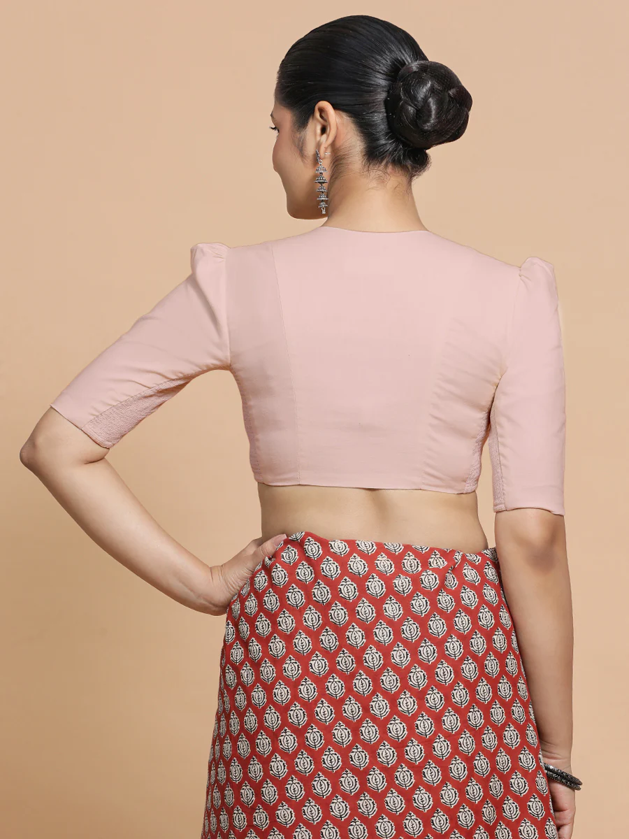 Rima x Rozaana | Puff Sleeves Saree Blouse in Misty Pink Linen - Image 2