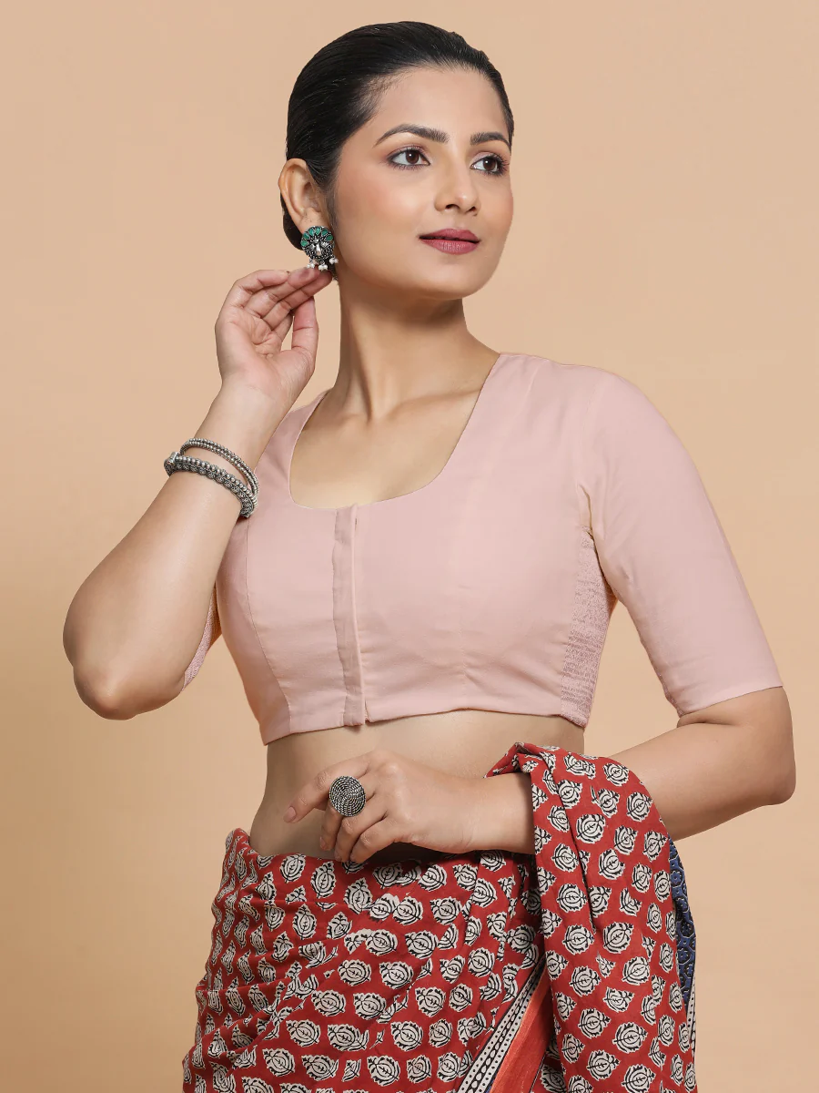 Sadia x Rozaana | Elbow Sleeves Saree Blouse in Misty Pink Linen - Image 9