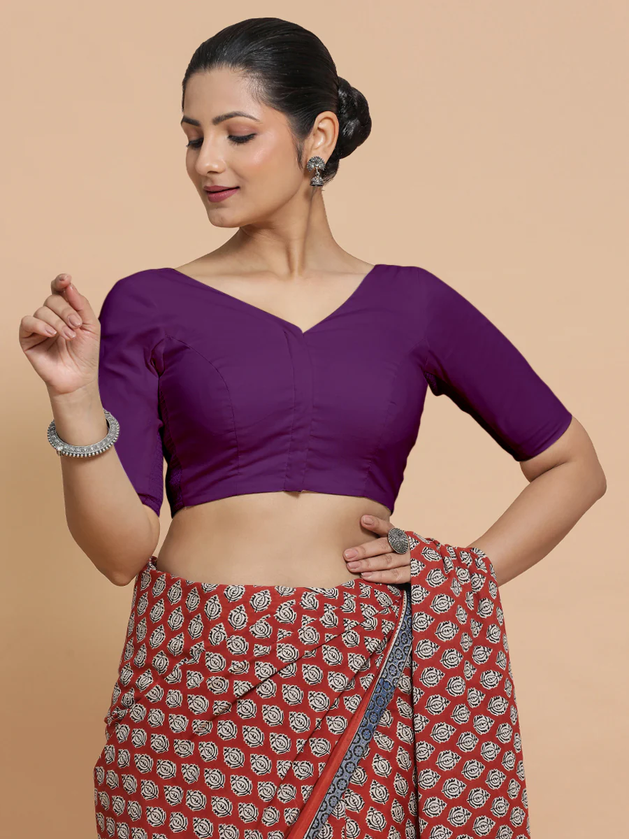 Pragya x Rozaana | V-Neck Magenta Bliss Plain Cotton Saree Blouse - Image 10