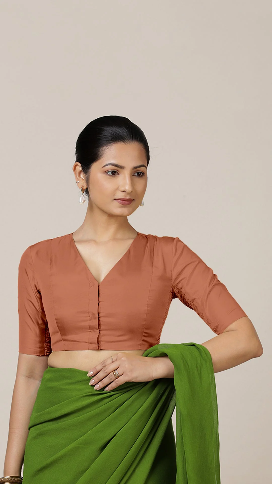 Begum x Rozaana | Elbow Sleeves Saree Blouse in Metallic Copper - Image 7
