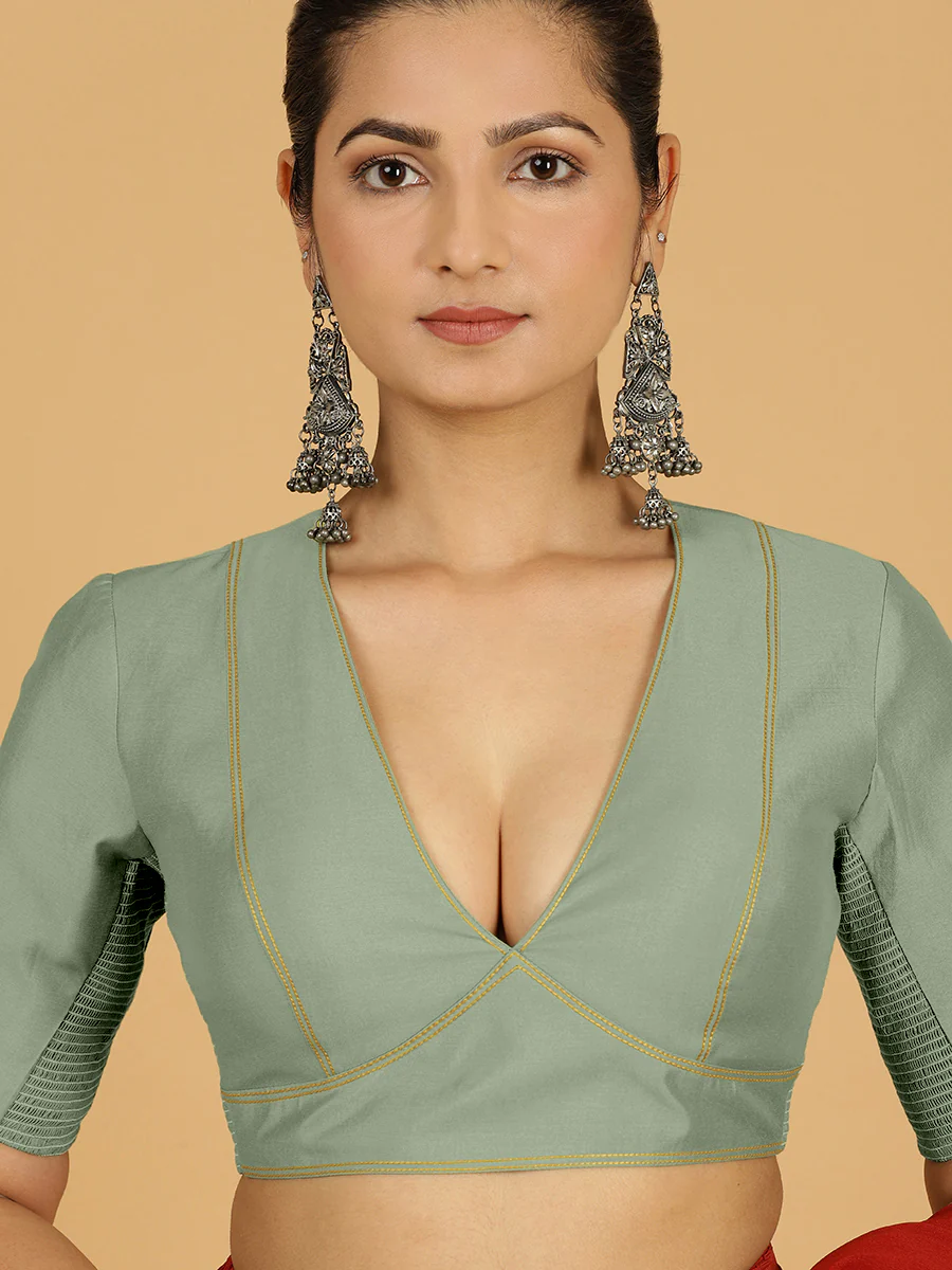 Erum x Rozaana | Elbow Sleeves Saree Blouse in Mint Green - Image 5