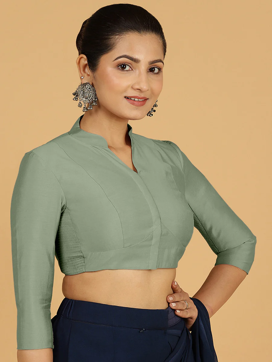 Maya x Rozaana | Three Quarter Sleeves Saree Blouse in Mint Green - Image 8