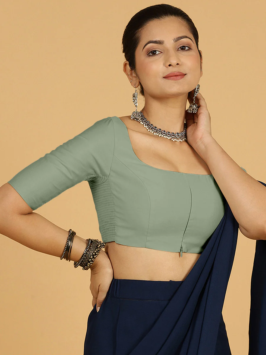 Nidhi x Rozaana | Elbow Sleeves Saree Blouse in Mint Green - Image 7