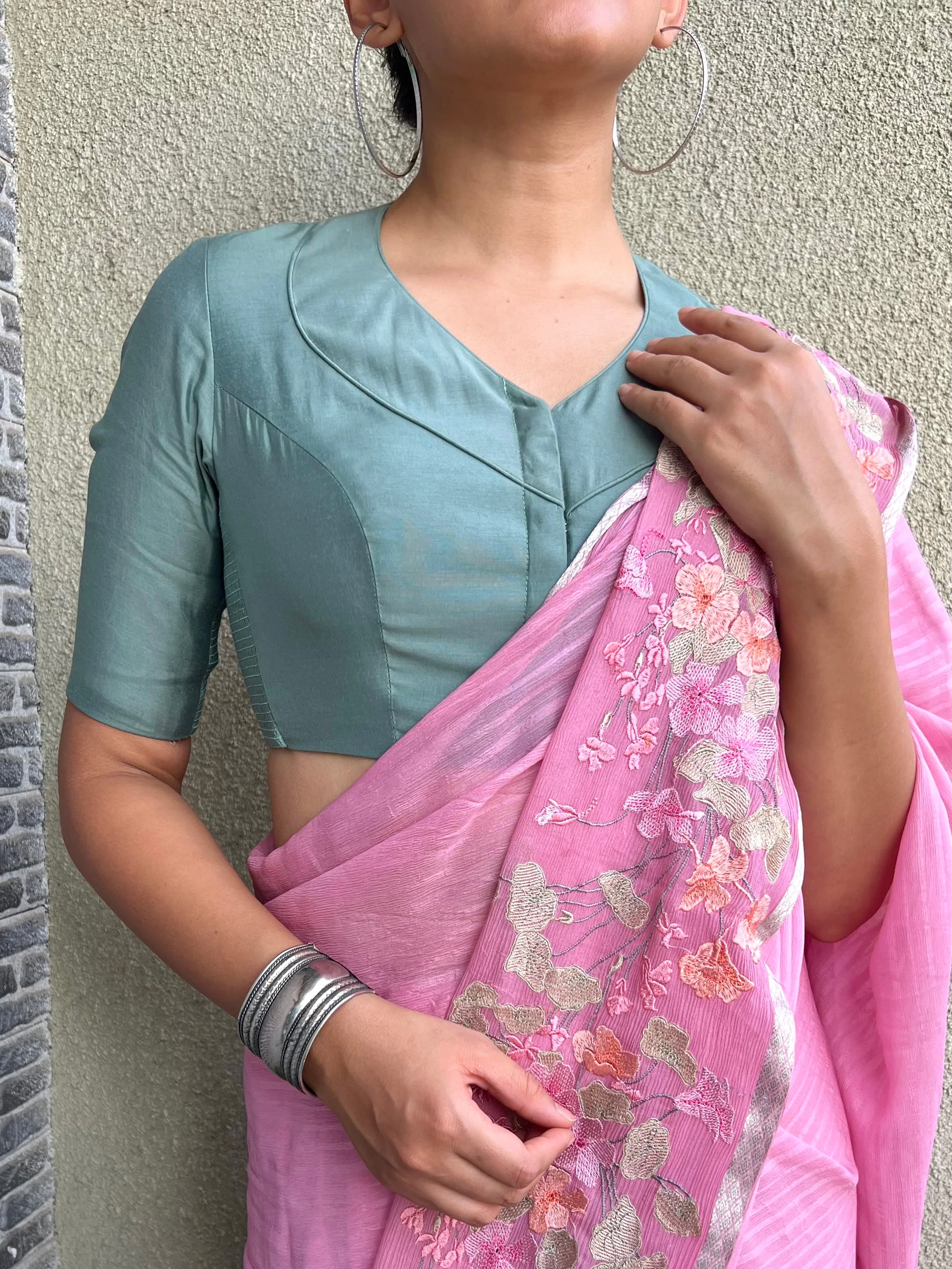 Pallavi x Rozaana | Elbow Sleeves Saree Blouse in Mint Green - Image 15