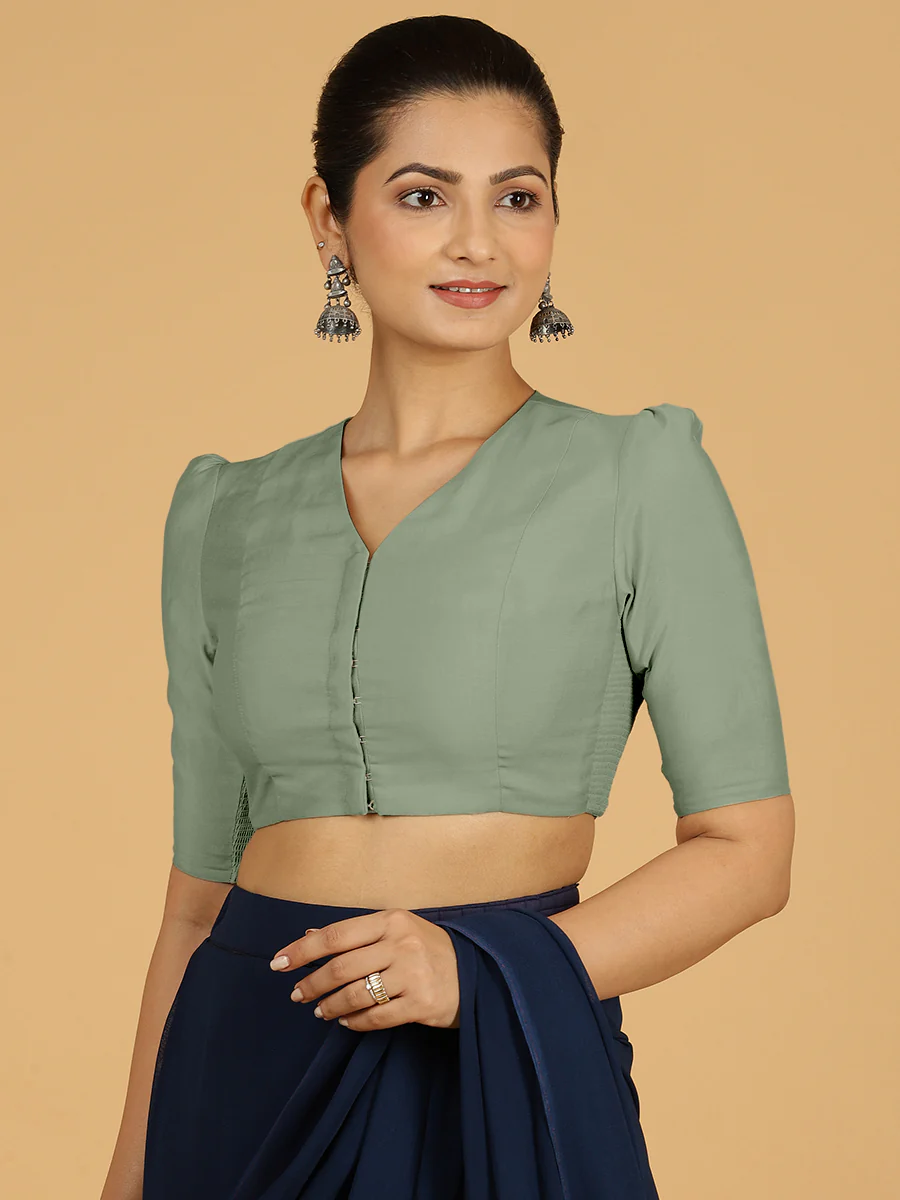 Shravani x Rozaana | Puff Sleeves Saree Blouse in Mint Green - Image 8