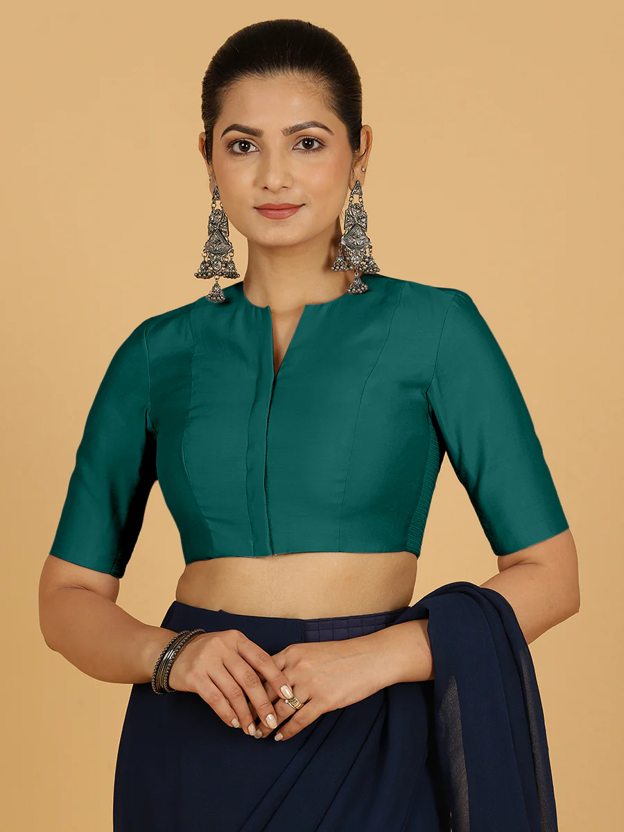 Simar x Rozaana |  Saree Blouse in Peacock Green - Image 10