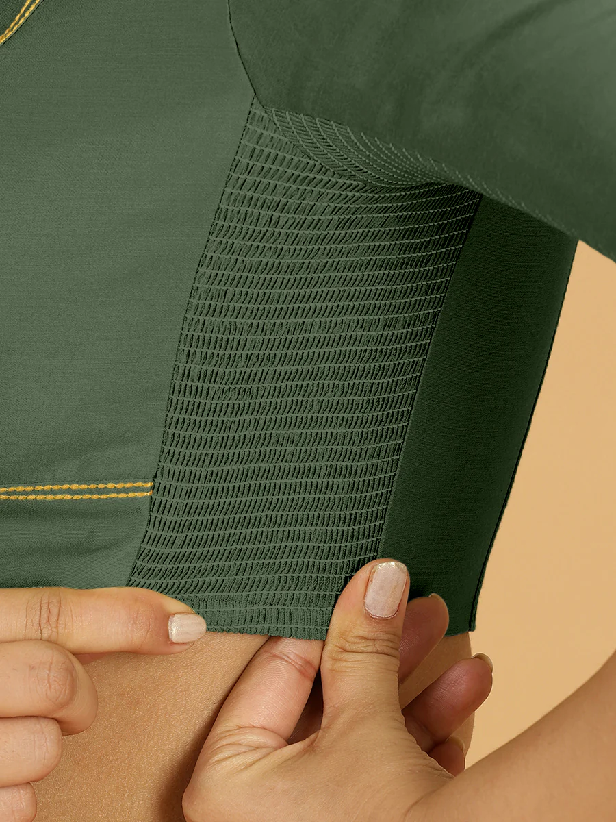 Erum x Rozaana | Elbow Sleeves Saree Blouse in Pine Green - Image 3
