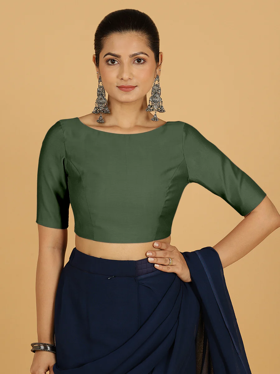 Trisha x Rozaana | Saree Blouse in Pine Green - Image 9