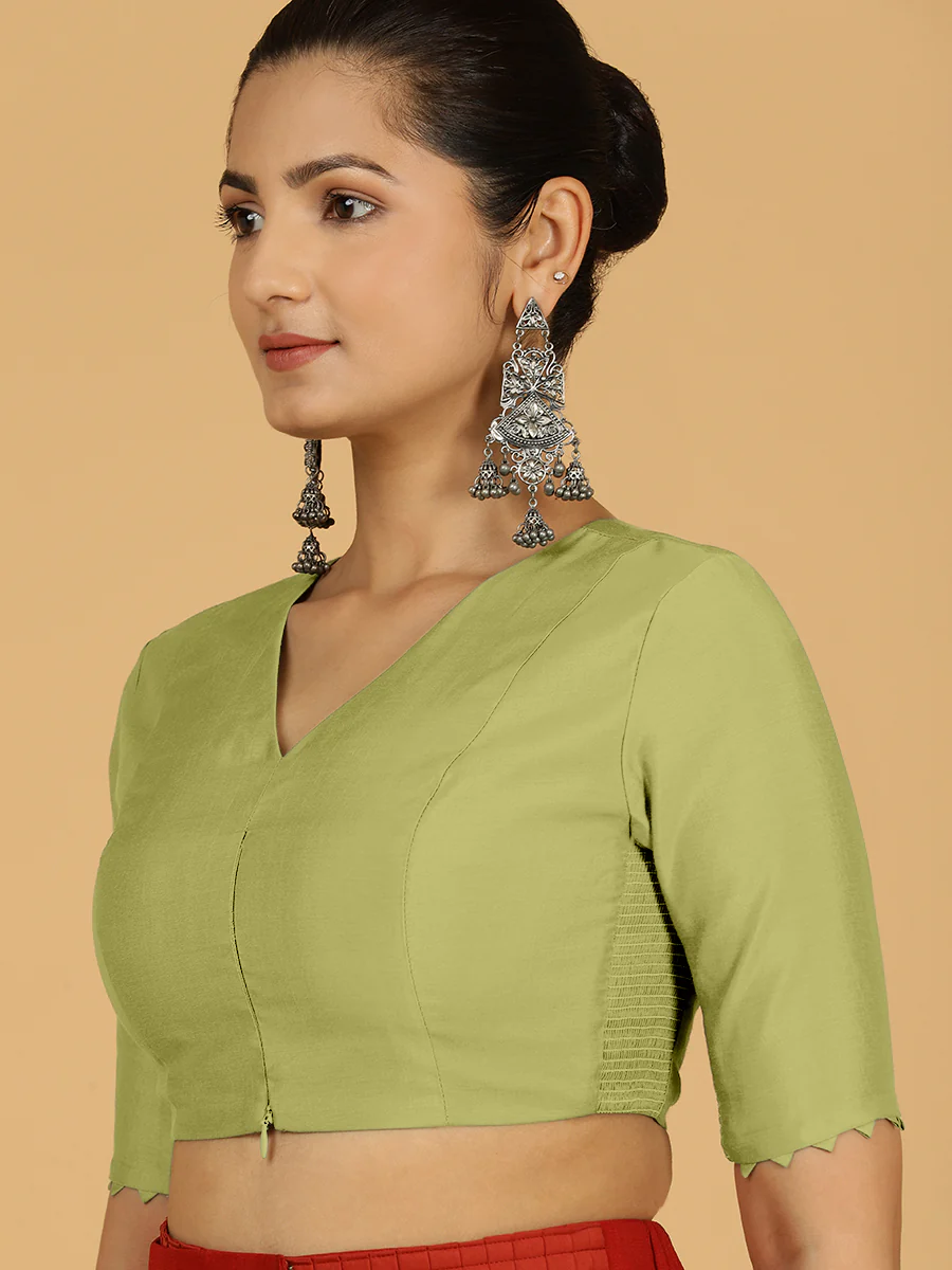 Divya x Rozaana | Elbow Sleeves Saree Blouse in Pista Green - Image 5