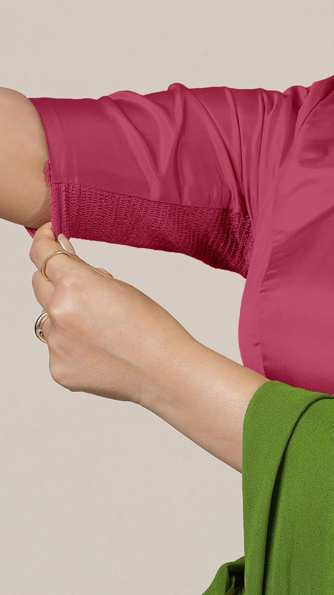 Aziza x Rozaana | Elbow Sleeves Saree Blouse in Rani Pink - Image 4
