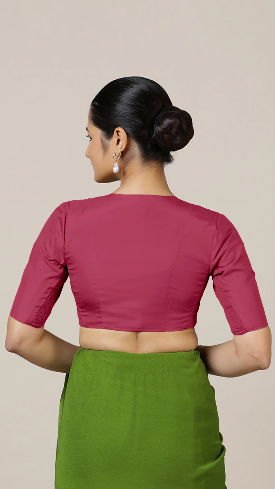 Begum x Rozaana | Elbow Sleeves Saree Blouse in Rani Pink - Image 2