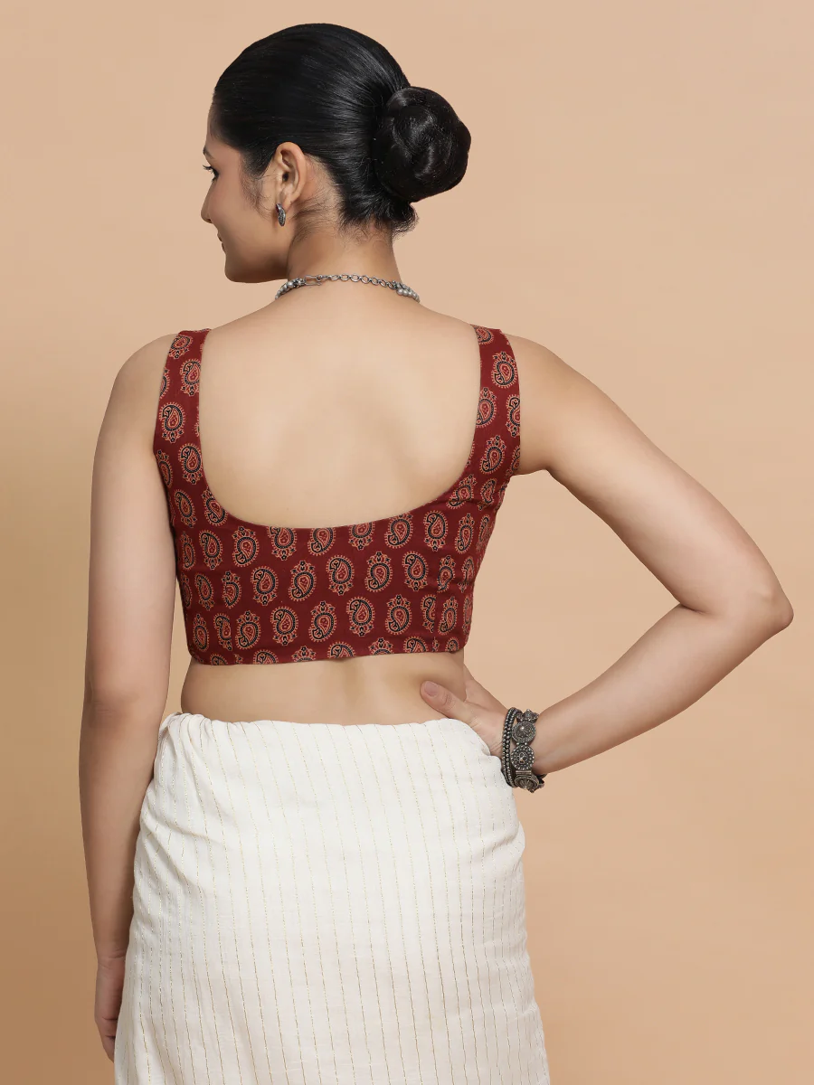 Naina x Rozaana | Sleeveless Cotton Saree Blouse in Red Mango Block Print Fabric - Image 2
