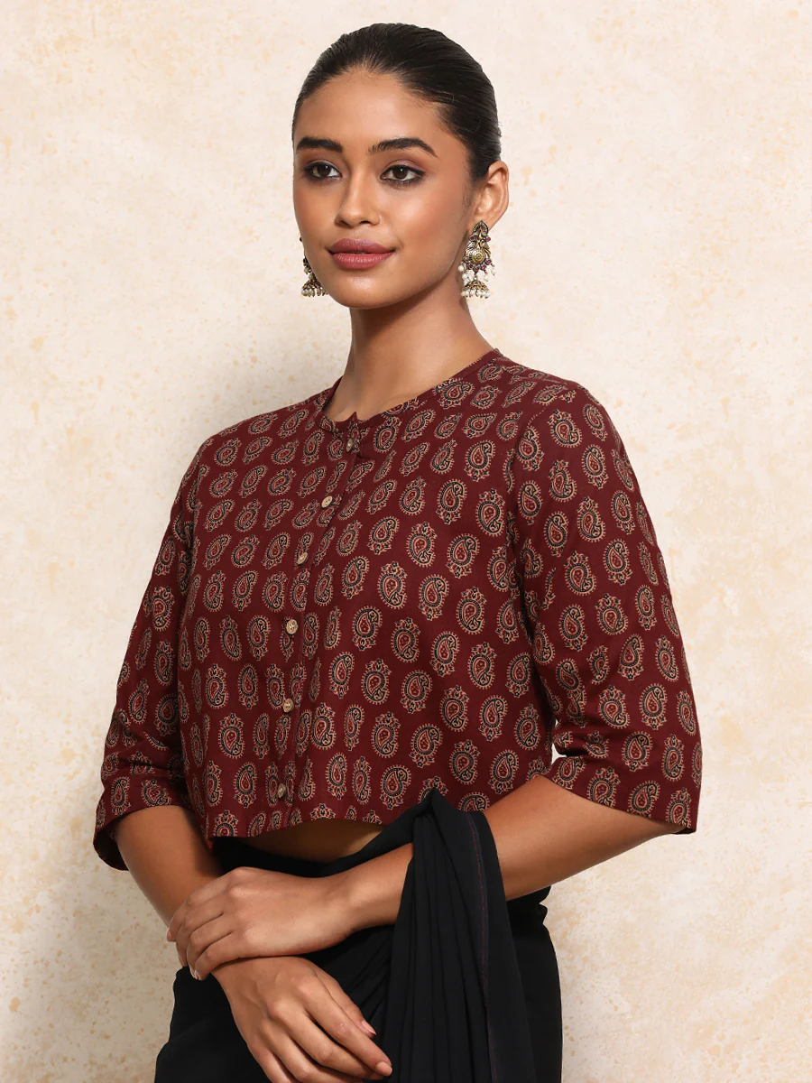 Baisakhi x Rozaana | Elbow Sleeves Saree Blouse in Red Mango Block Print Cotton - Image 10