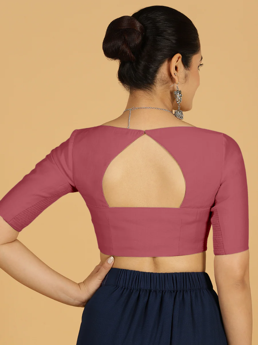 Priya x Rozaana | Elbow Sleeves Saree Blouse in Rose Pink - Image 2
