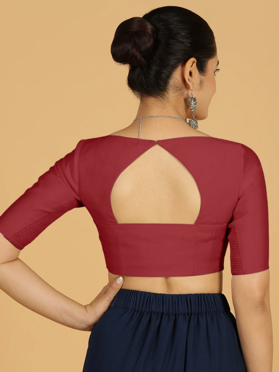 Priya x Rozaana | Elbow Sleeves Saree Blouse in Scarlet Red - Image 2