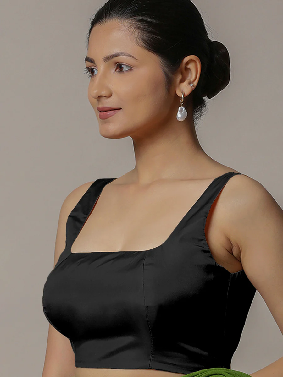 Zeba x Rozaana | Charcoal Black Sleeveless Saree Blouse w/ FlexiFit™ - Image 5