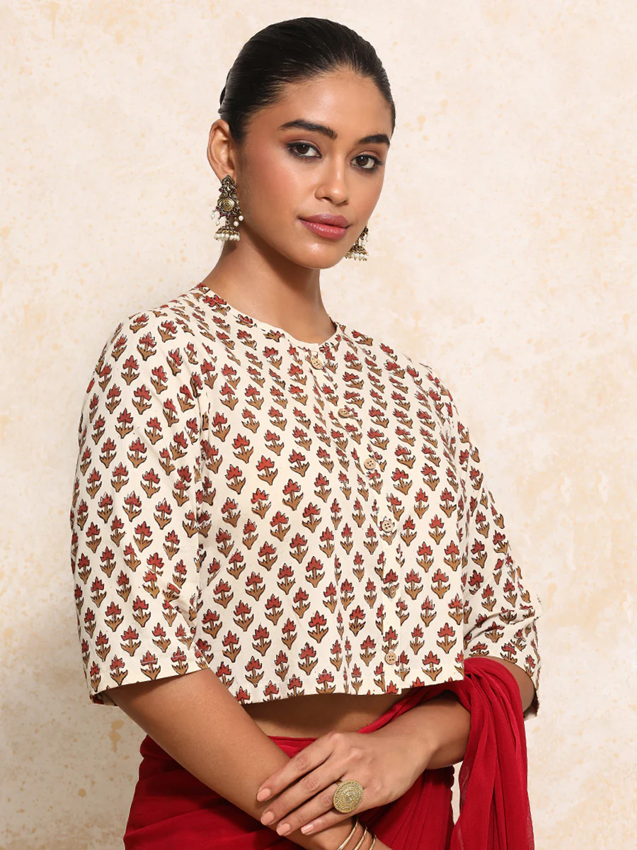 Megha x Rozaana | Elbow Sleeves Saree Blouse in Tulip Bloom Cream Block Print Cotton - Image 11