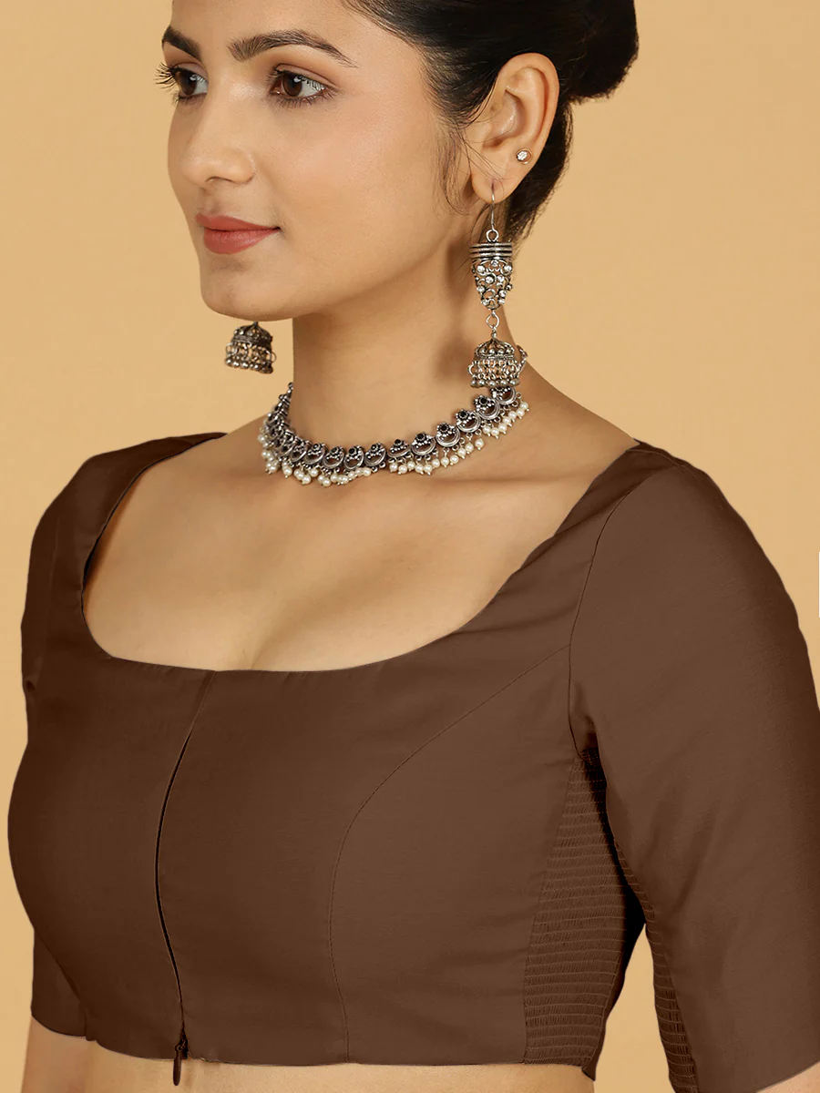 Nidhi x Rozaana | Elbow Sleeves Saree Blouse in Walnut Brown - Image 5