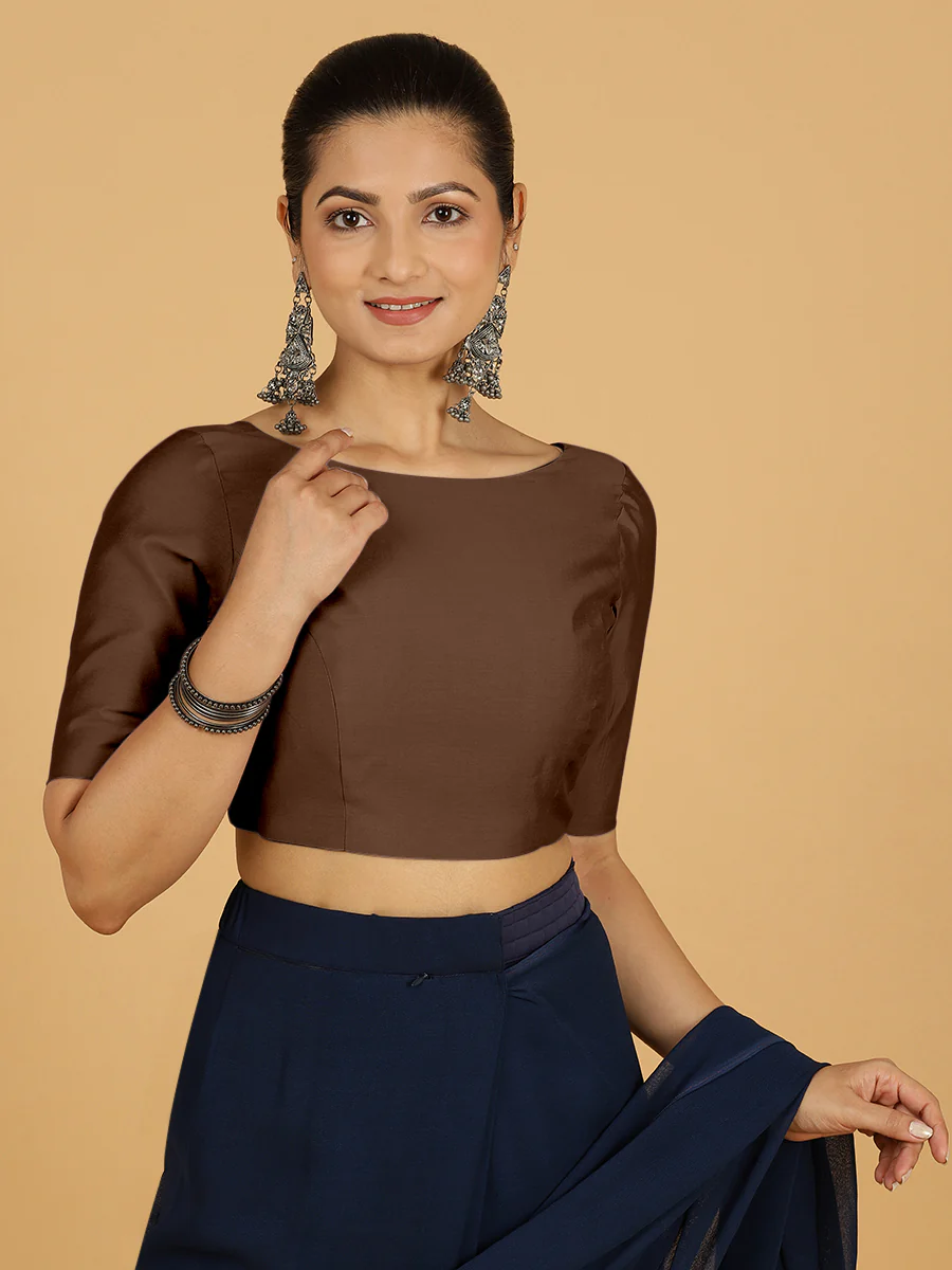 Trisha x Rozaana | Saree Blouse in Walnut Brown - Image 6