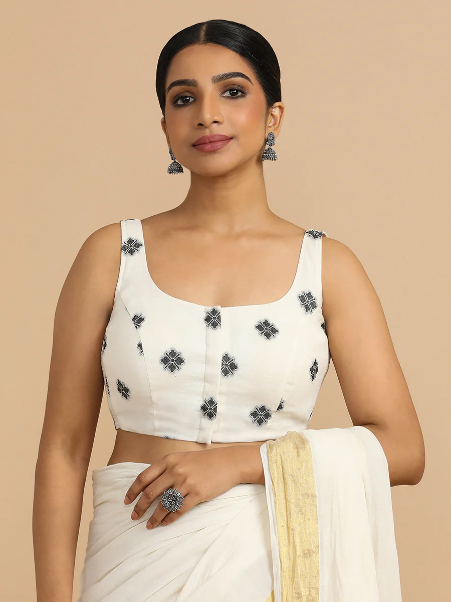Resham x Rozaana | Sleeveless Saree Blouse in White Jacquard Cotton - Image 5