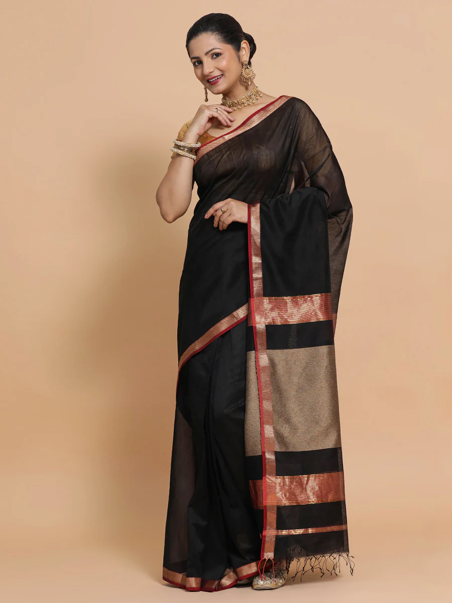 Maheshwari Black Saree with Kosa pallu - Image 10