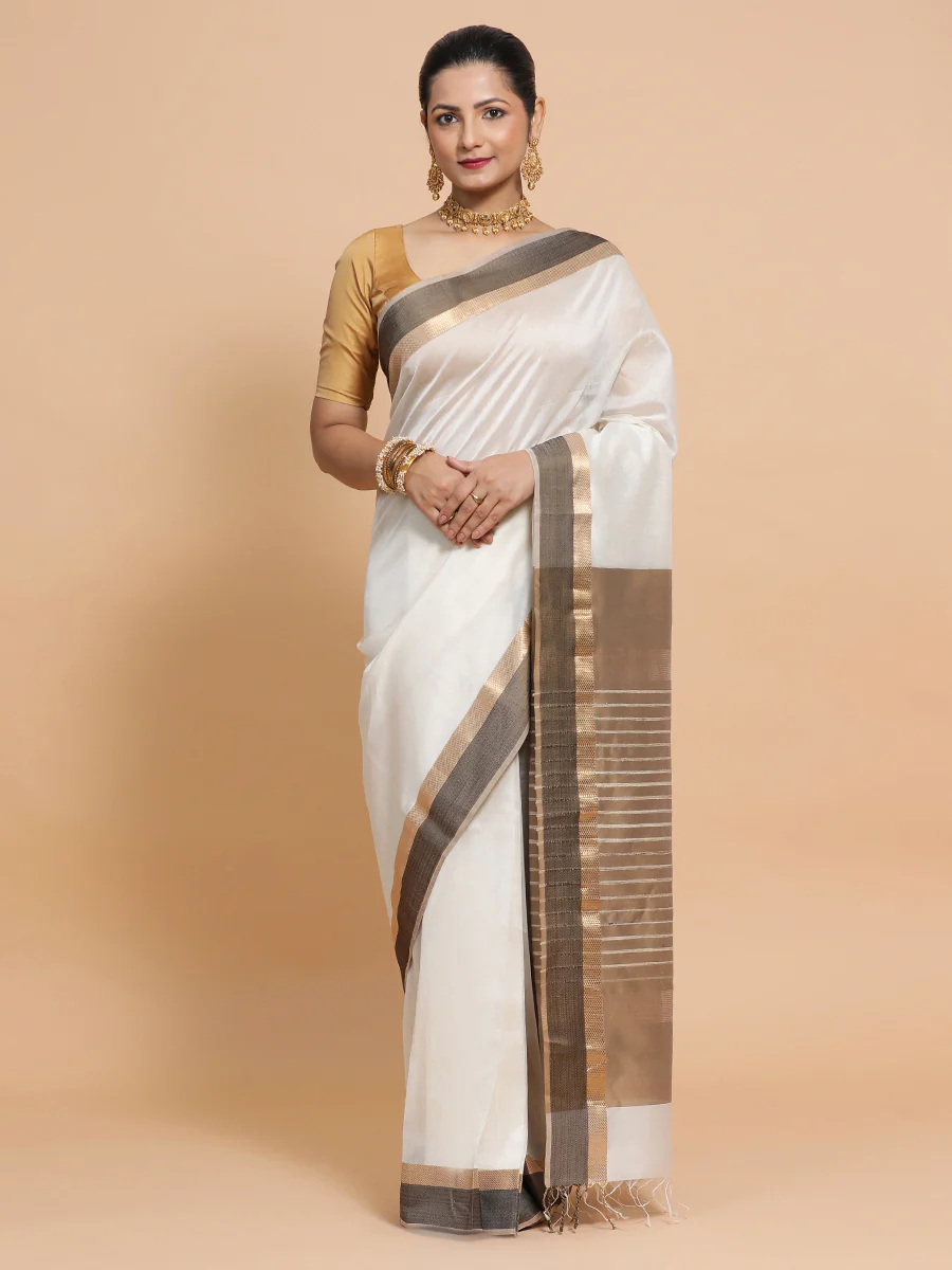 Maheshwari Handloom Pure Silk Cotton White Saree with Golden Zari Border - Image 8