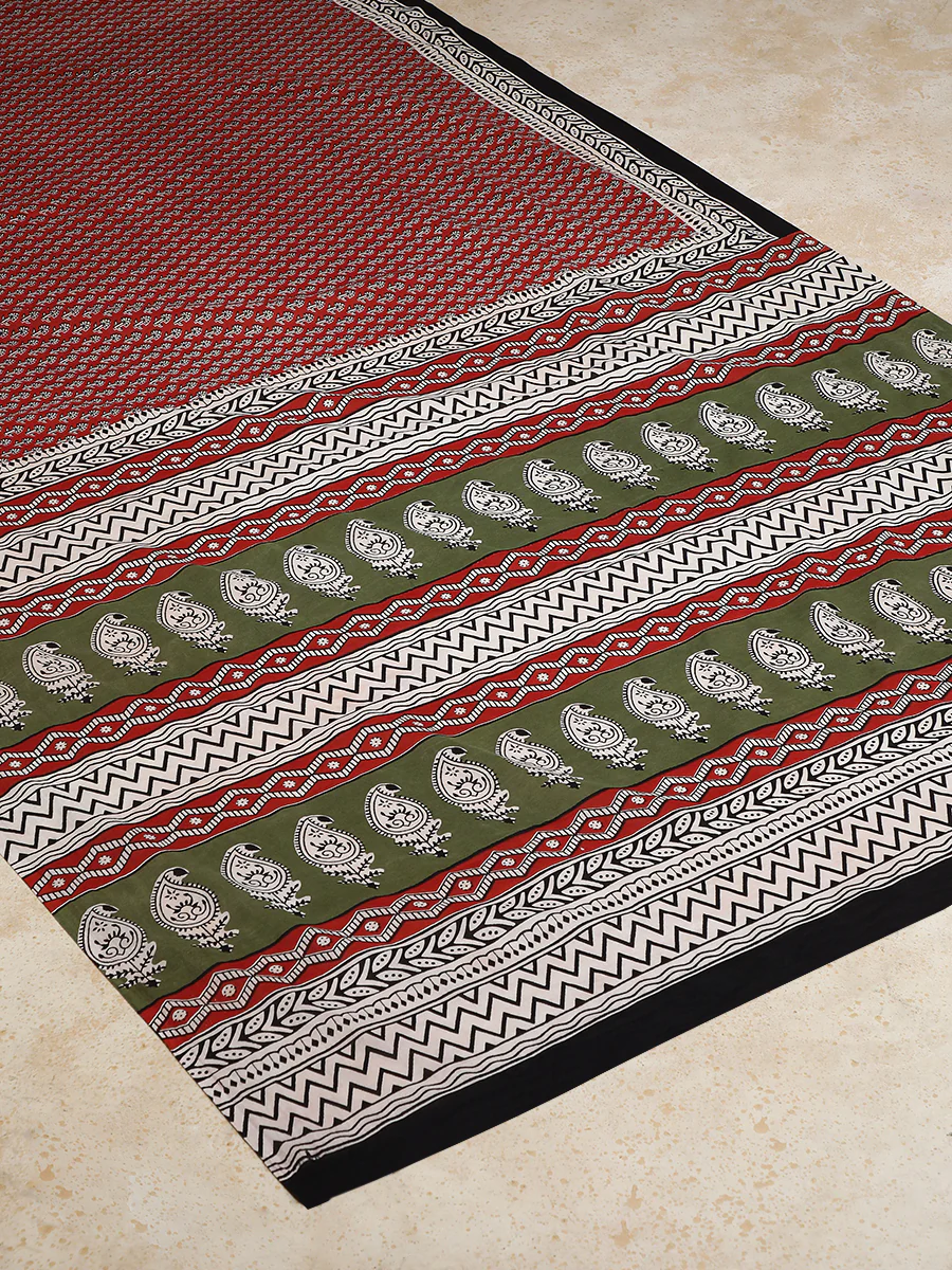 Terracotta Red Handblock Printed Mango Motif Mulmul Saree - Image 2