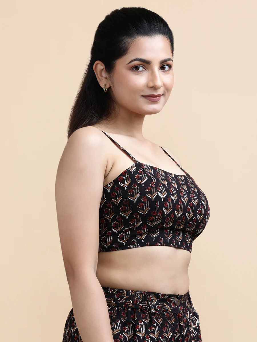 Noa x Soma | Women's Cropped Top in Midnight Lily Block Print Cotton - Image 3