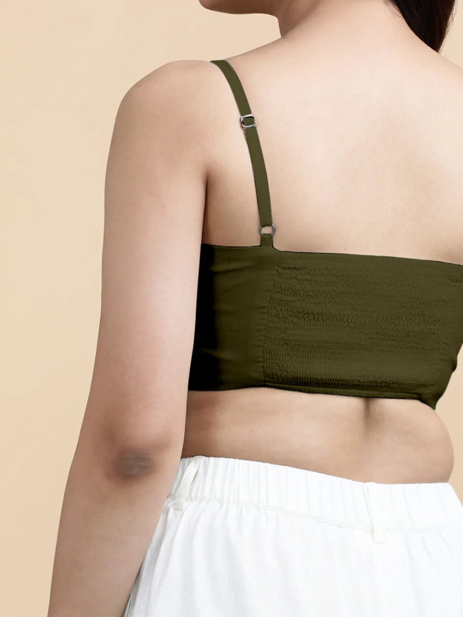 Gloria x Soma | Women's Cropped Top in Deep Olive Green Linen - Image 3