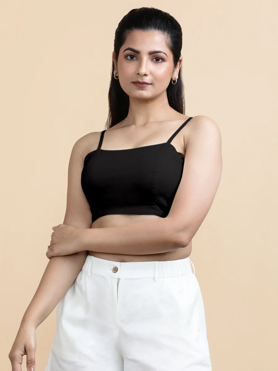 Gloria x Soma | Women's Cropped Top in Ebony Black Linen - Image 6