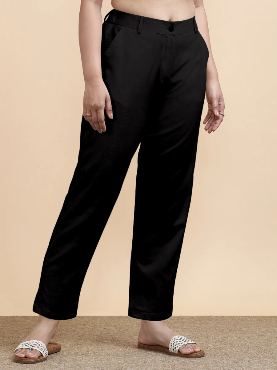 Laura x Soma | Women's Regular Fit Trouser in Ebony Black Linen - Image 7