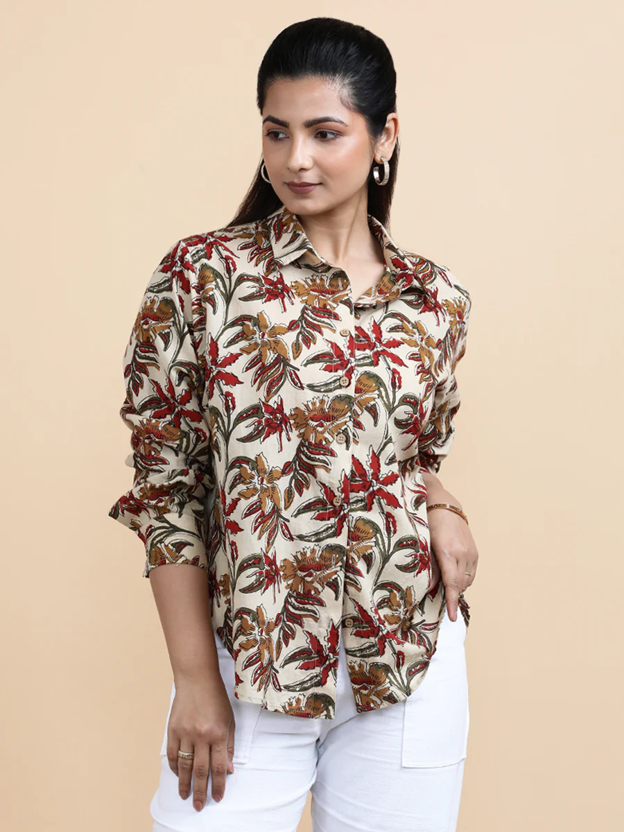 Charlotte x Soma | Relaxed Women's Shirt in Cream Blossom Block Print Cotton - Image 3