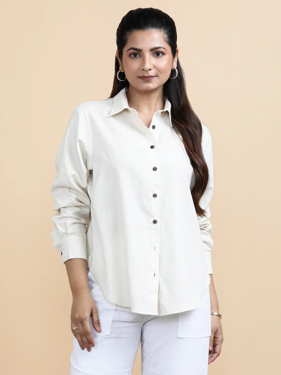 Aria x Soma | Relaxed Women's Shirt in Natural Fleck Linen - Image 3